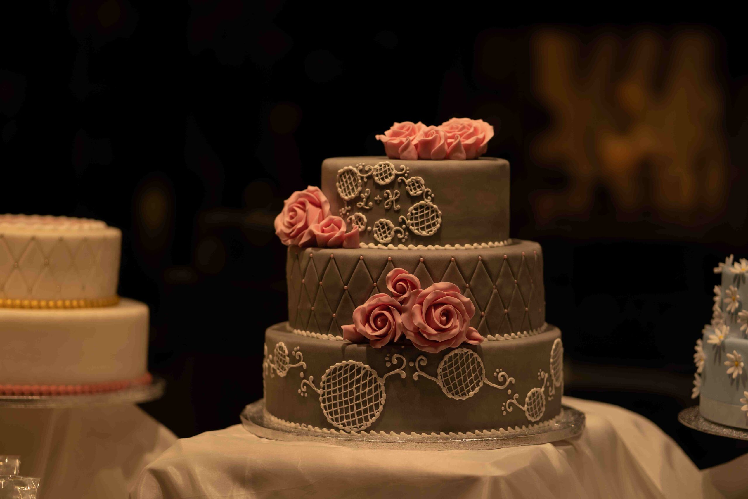 Why Customized Birthday Cakes Are the New Party Essential: