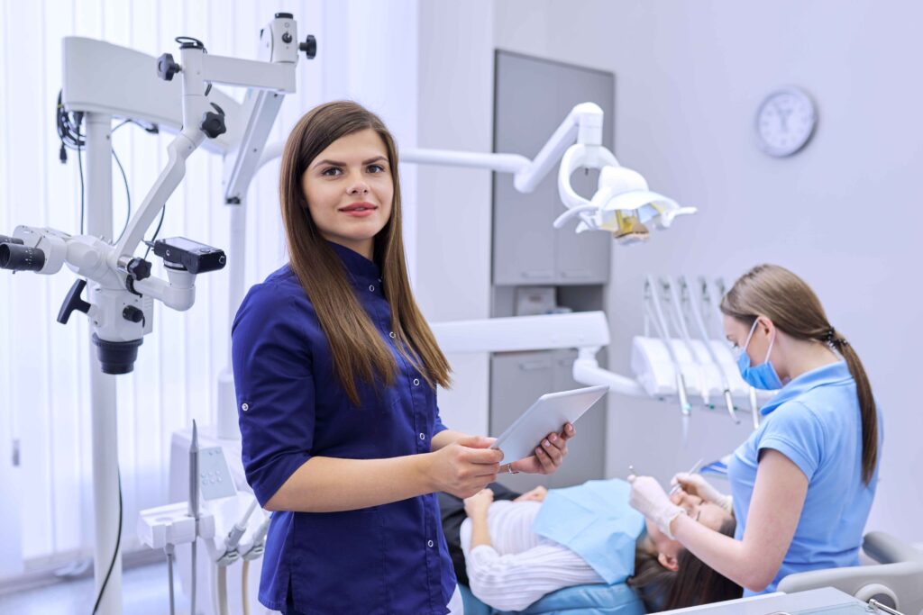 How To Choose The Best Orthodontist In JLT For Your Treatment